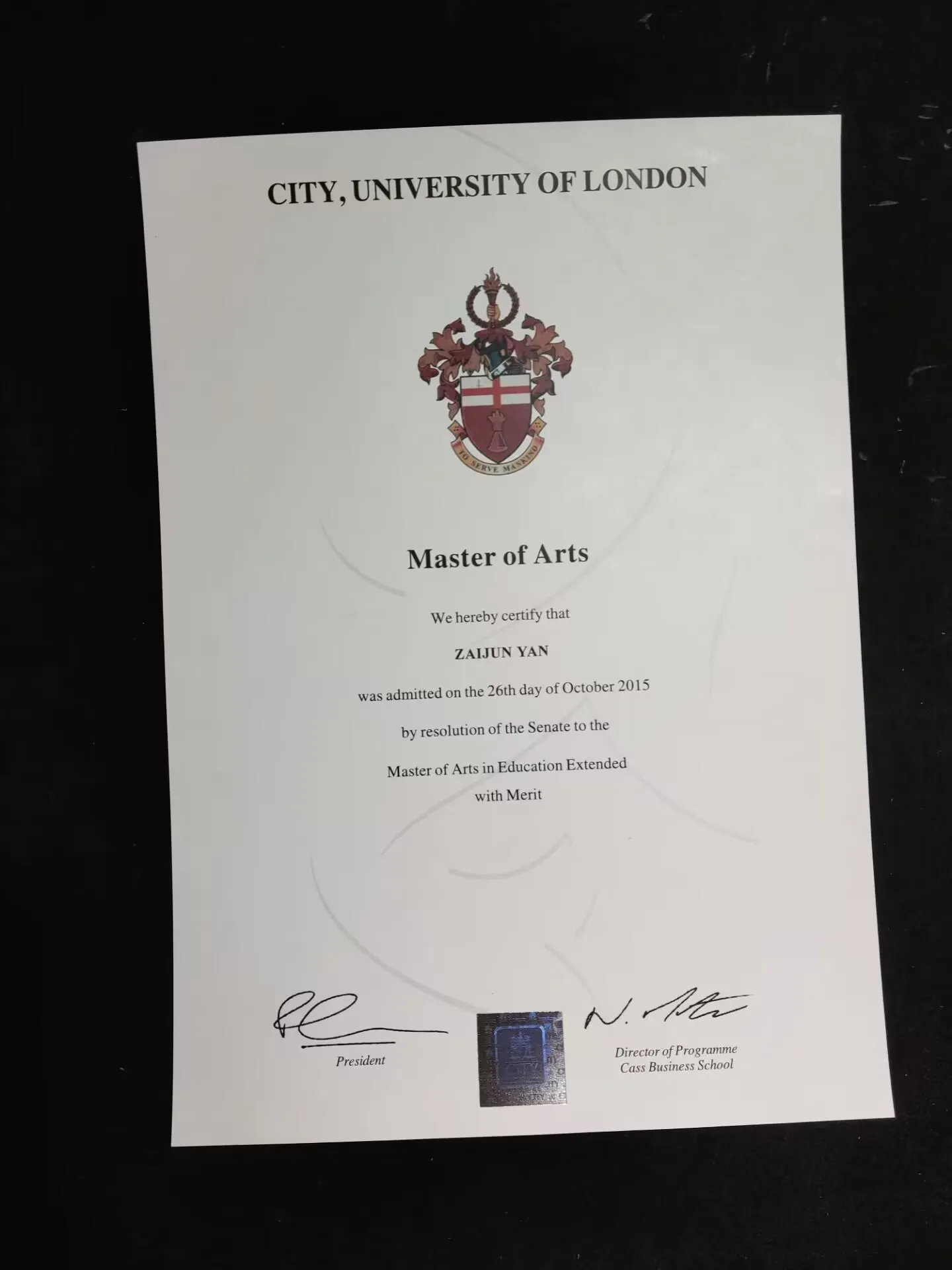 伦敦城市大学毕业证样本成绩单模板